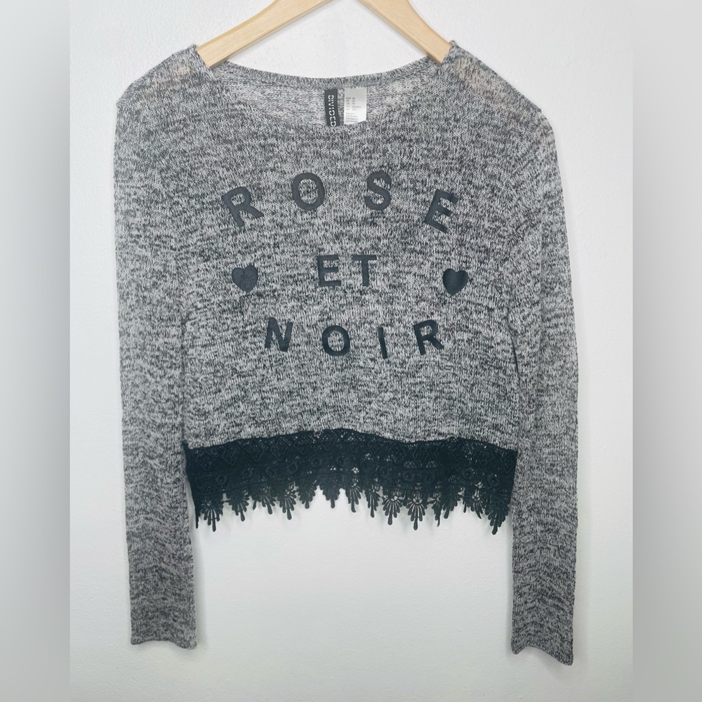 Divided Women’s H&M Crop Top Long Sleeves Laced Top